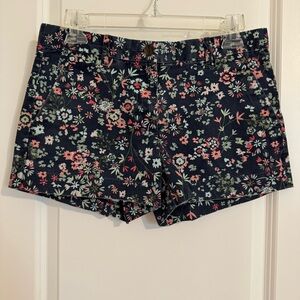 GAP Khaki Floral Blue Summer Shorts, 2